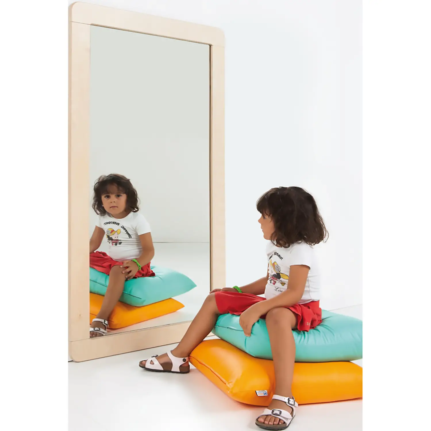 Specchio Verticale a Parete per la Scuola dell’Infanzia – 80x120 cm - Specchi