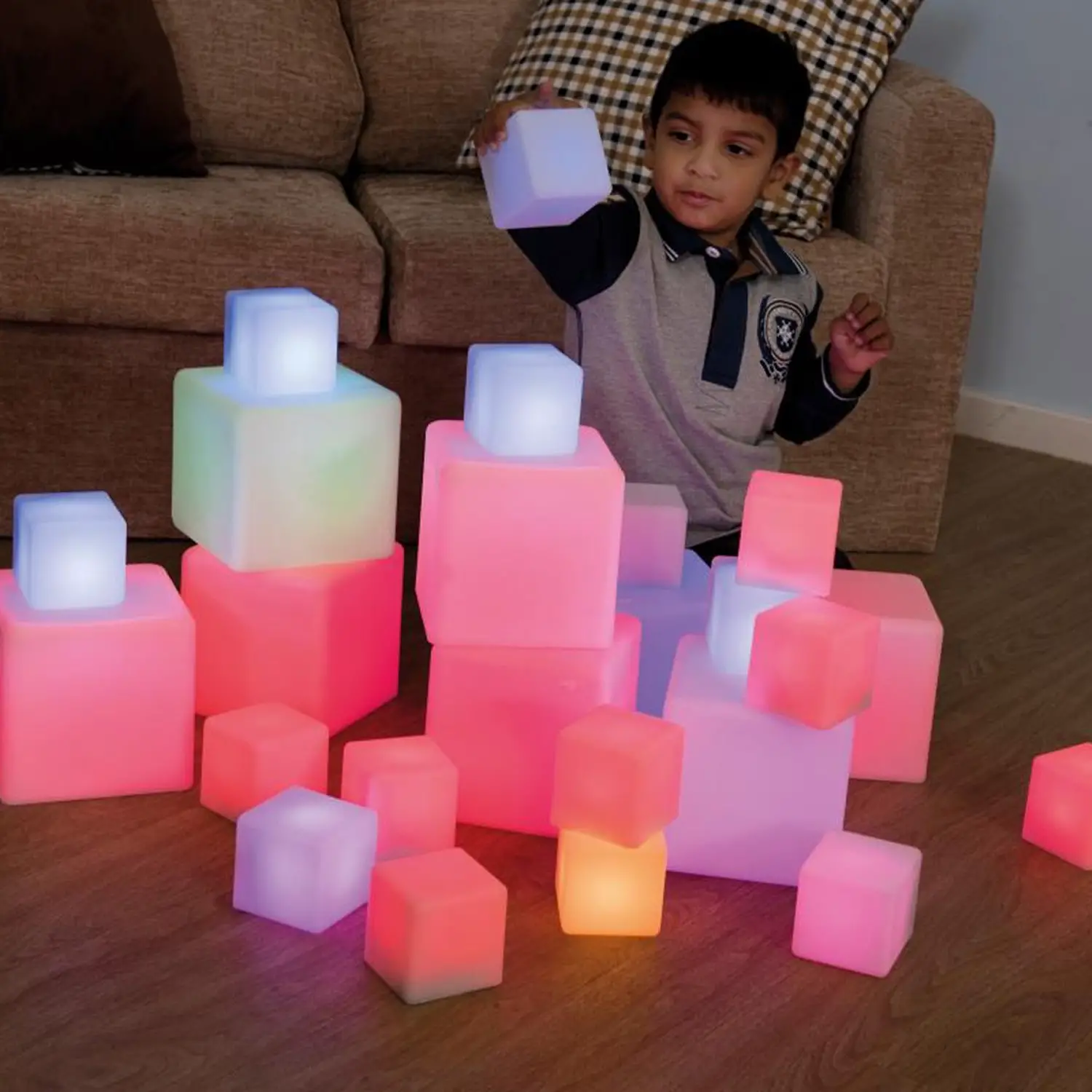 Cubi Luminosi - Set 4 Grandi E 8 Piccoli - Sviluppo sensoriale