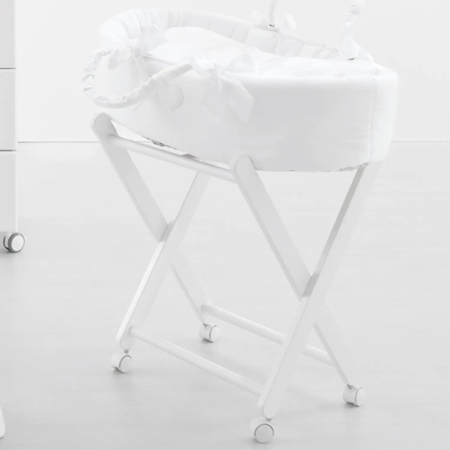 CARRELLO IN LEGNO PER CESTA PORTAENFANT - culle